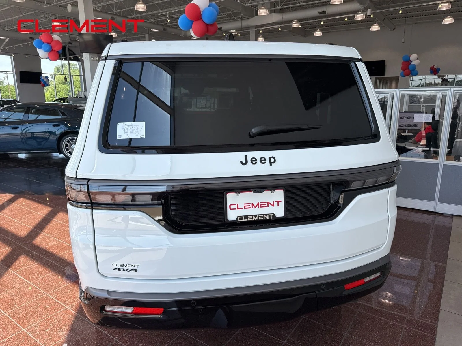 New 2026 Bright White Clear-Coat Exterior Paint Jeep Limited Altitude image 7