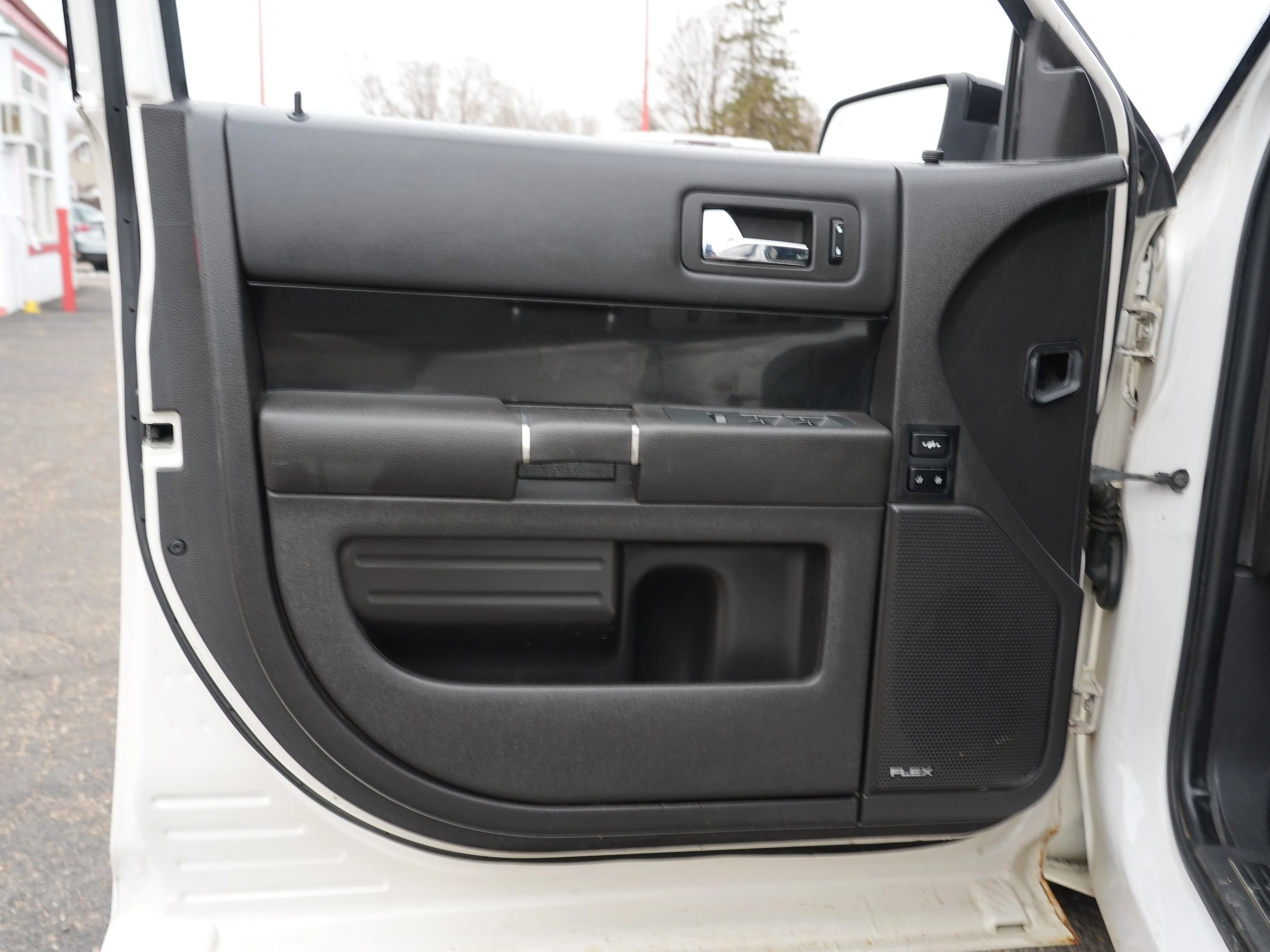 2011 Ford Flex Titanium - Photo 13