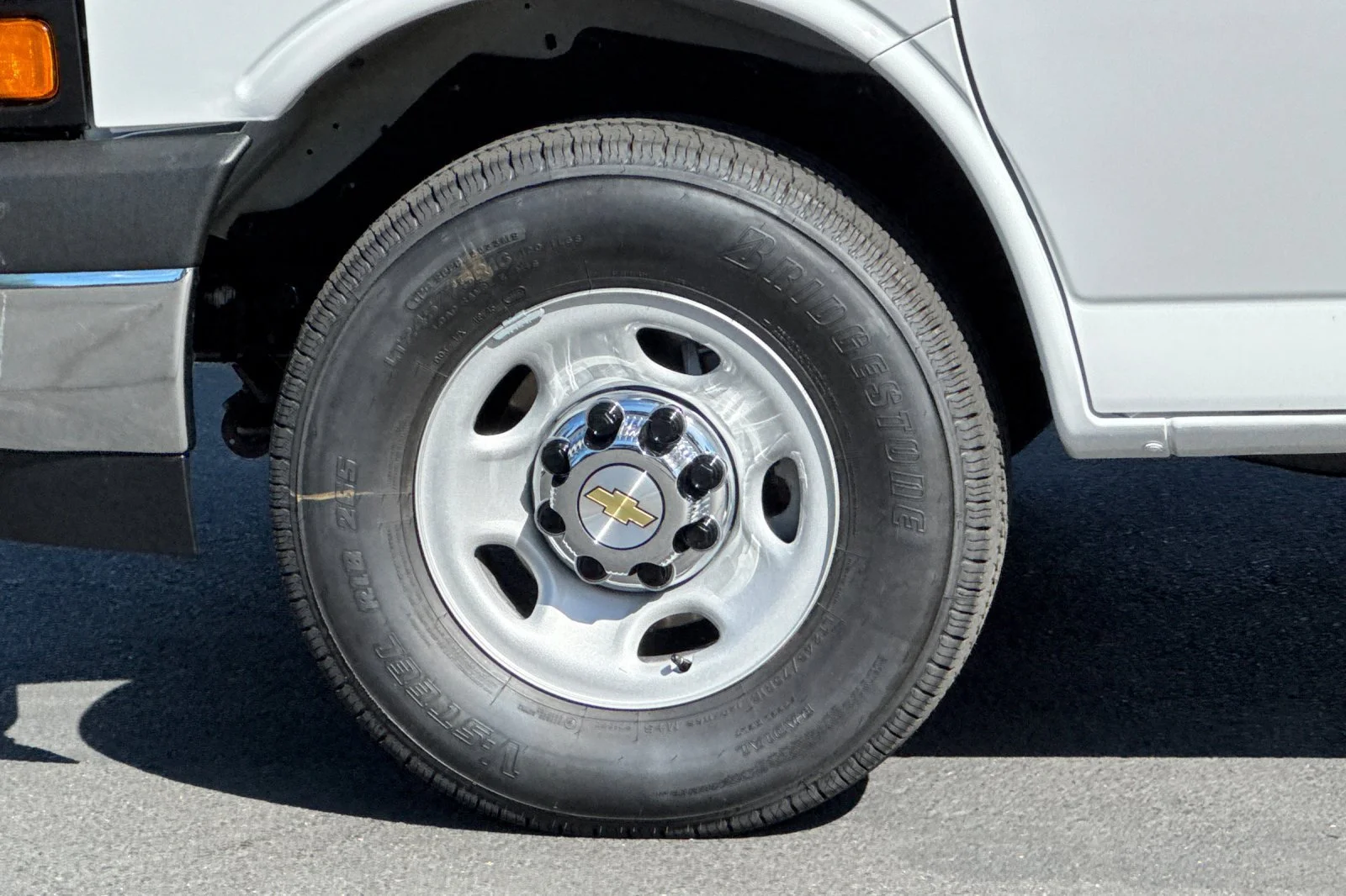 2026 Chevrolet Express Cargo WT view 22