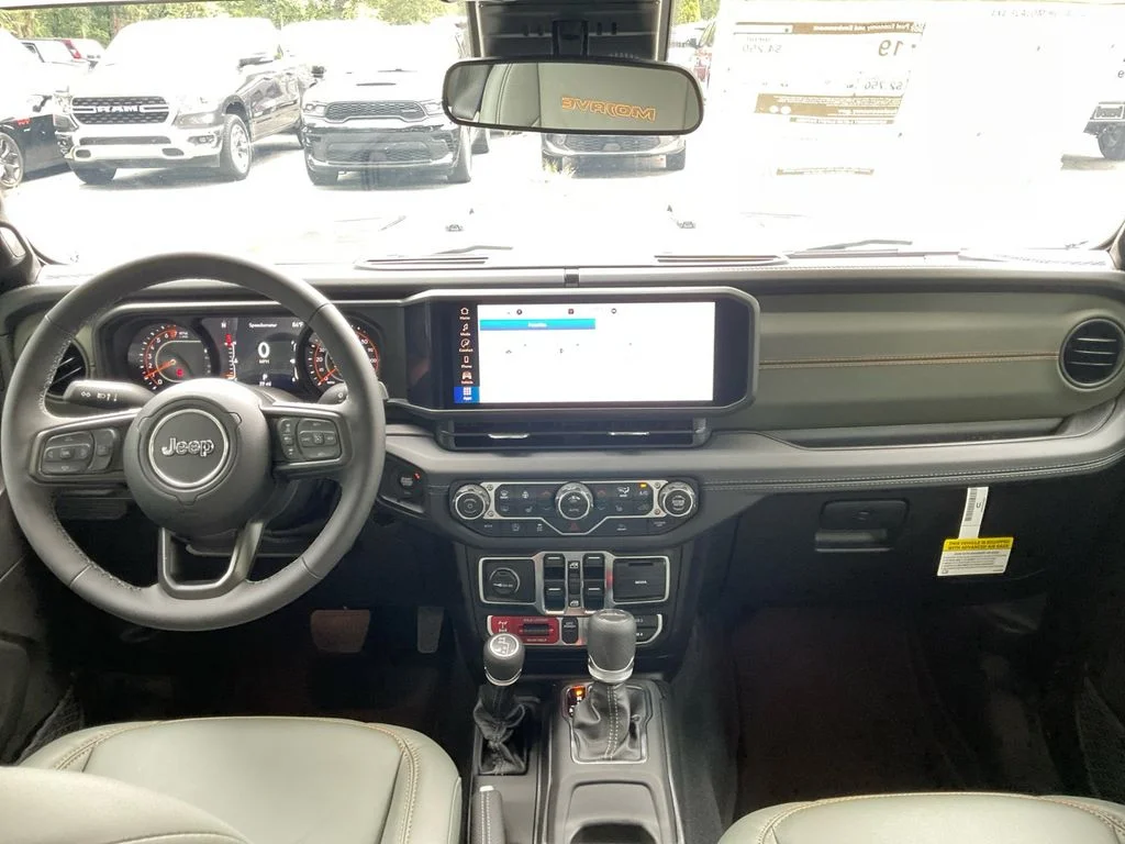 Used 2025 Gray Jeep Mojave image 19