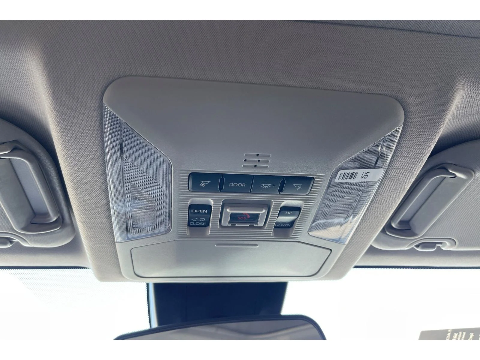 Used 2022 Lunar Rock Toyota XLE Premium image 25