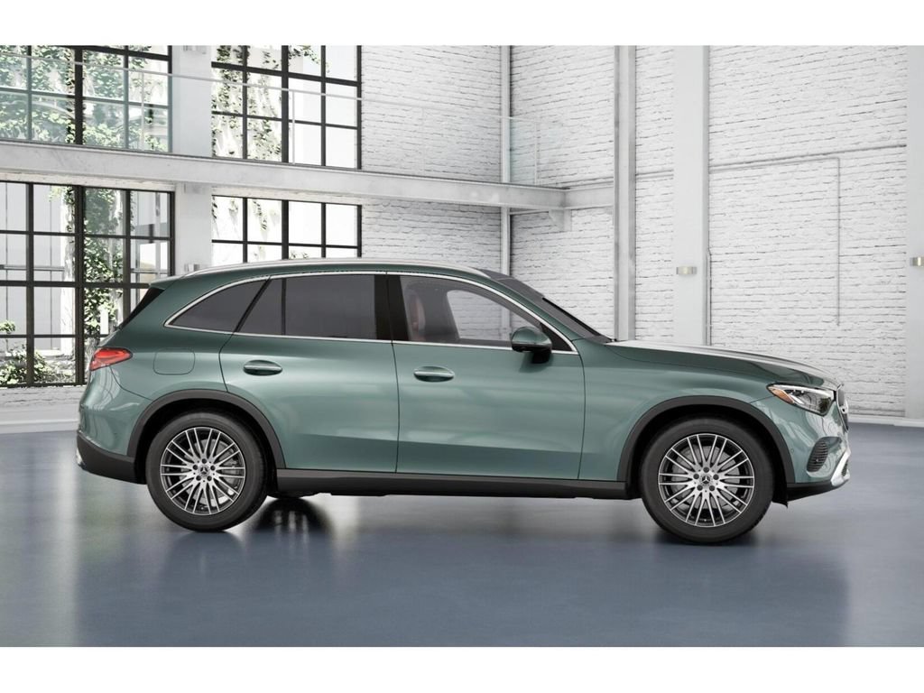 New 2026 Verde Silver Metallic Mercedes-Benz GLC 300 image 57