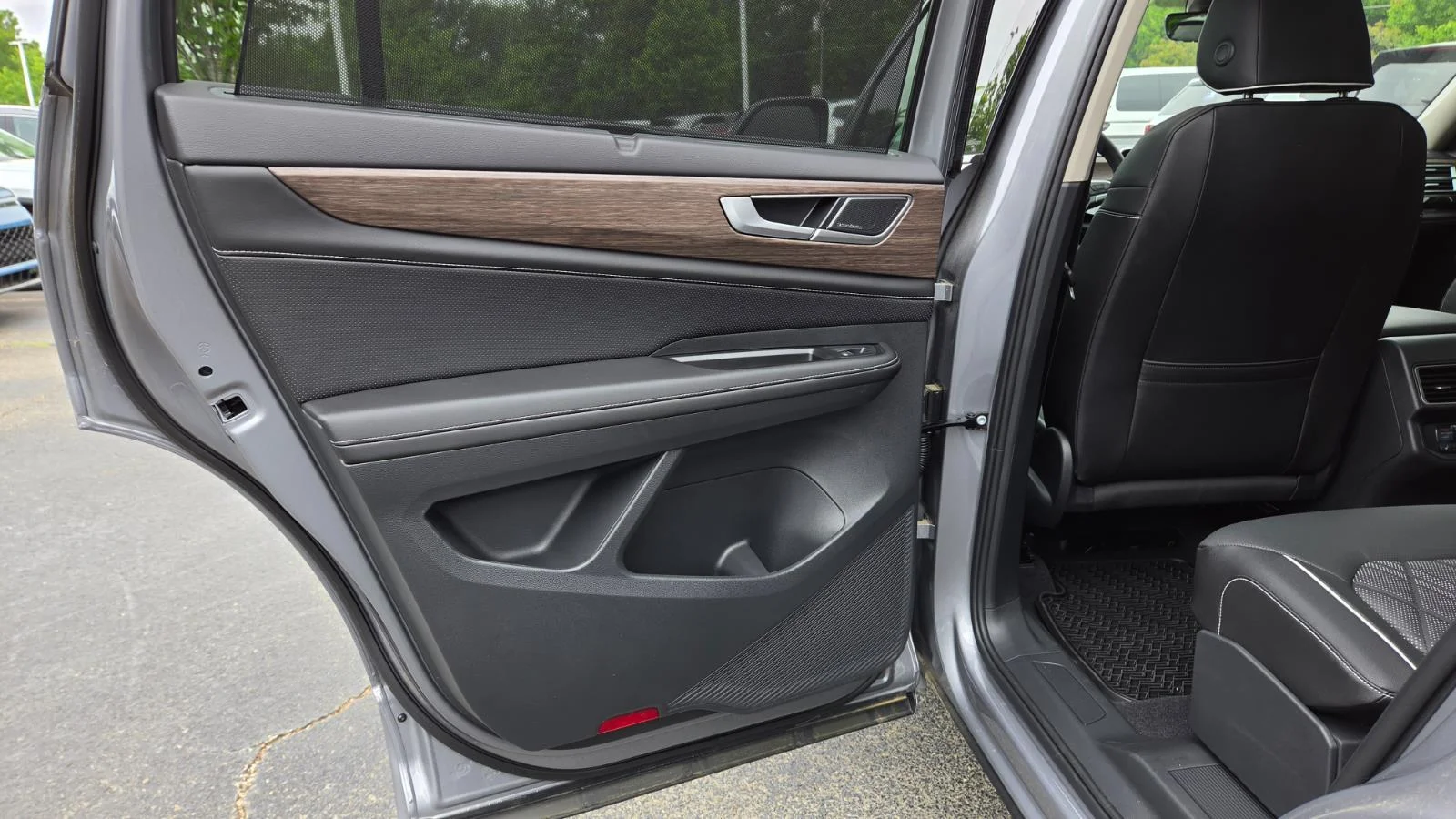 2026 Volkswagen Atlas SEL Premium R-Line - Photo 36