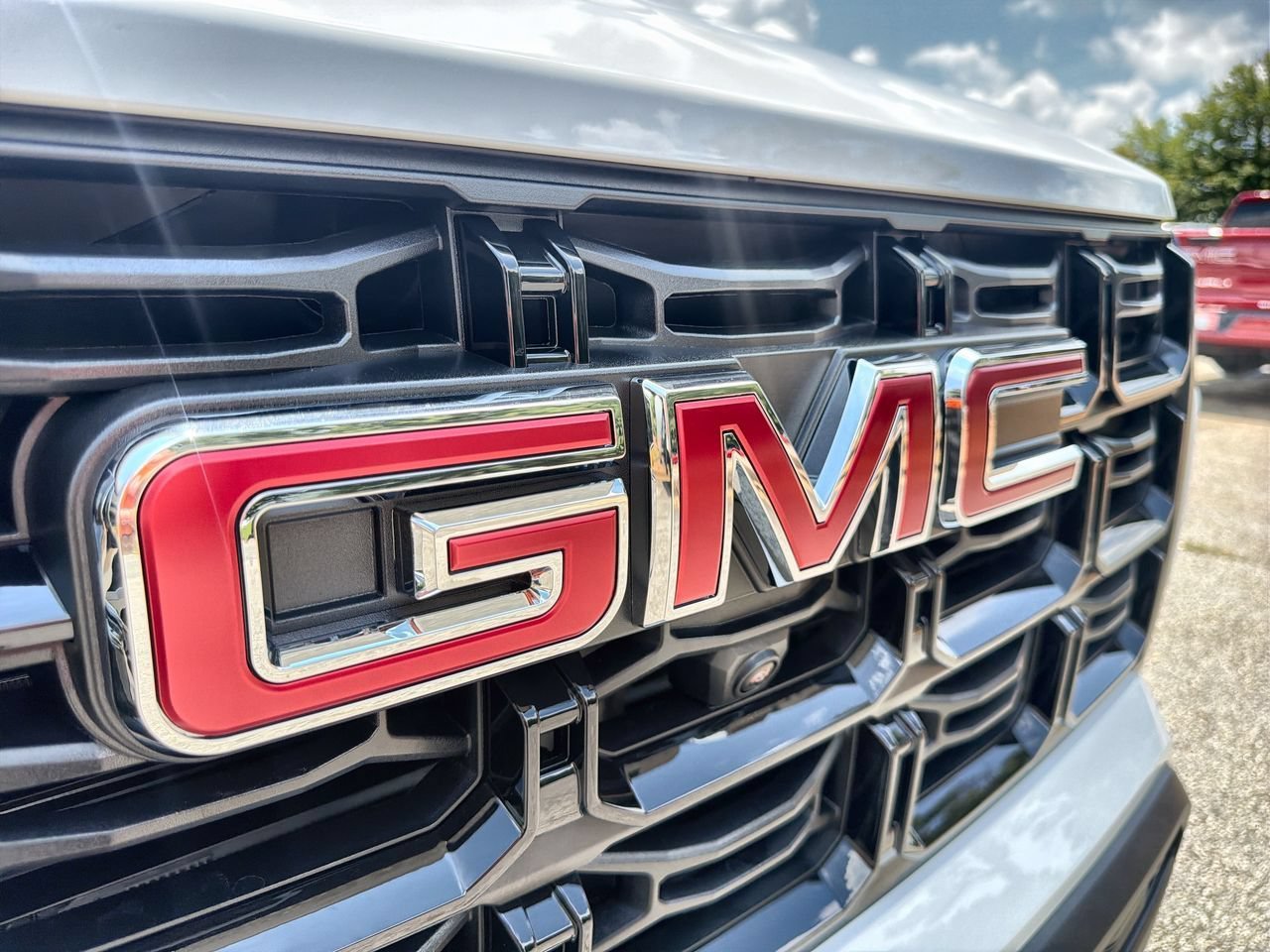 New 2026 Summit White GMC Elevation image 26
