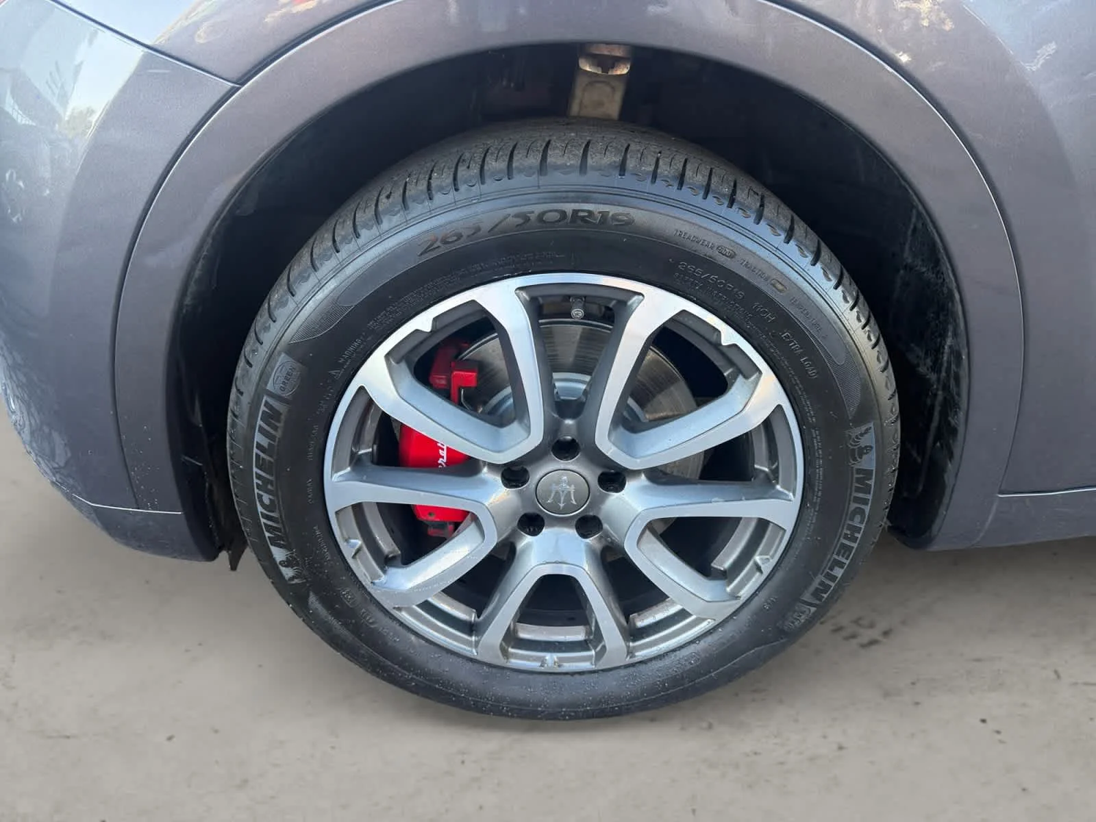 Used 2017 Grigio Metallic Maserati  image 12