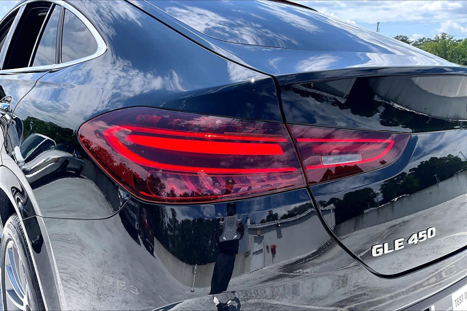 Certified Used 2026 Obsidian Black Metallic Mercedes-Benz GLE 450 image 29