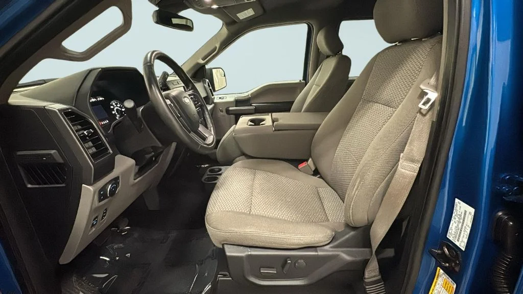 Used 2019 Blue Metallic Ford XLT image 6