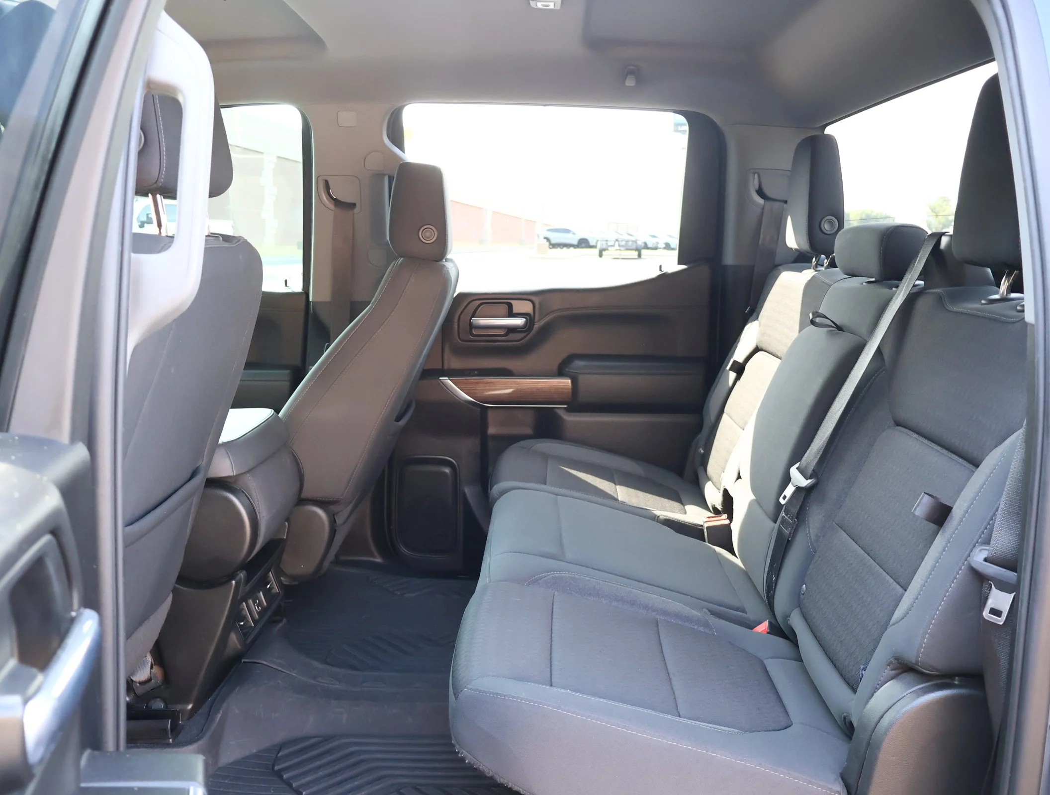 Used 2022 Northsky Blue Metallic Chevrolet RST image 21
