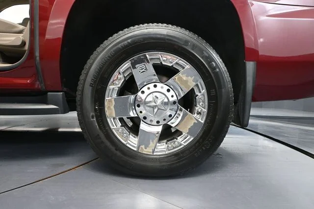 2020 Chevrolet Suburban LT - Photo 16