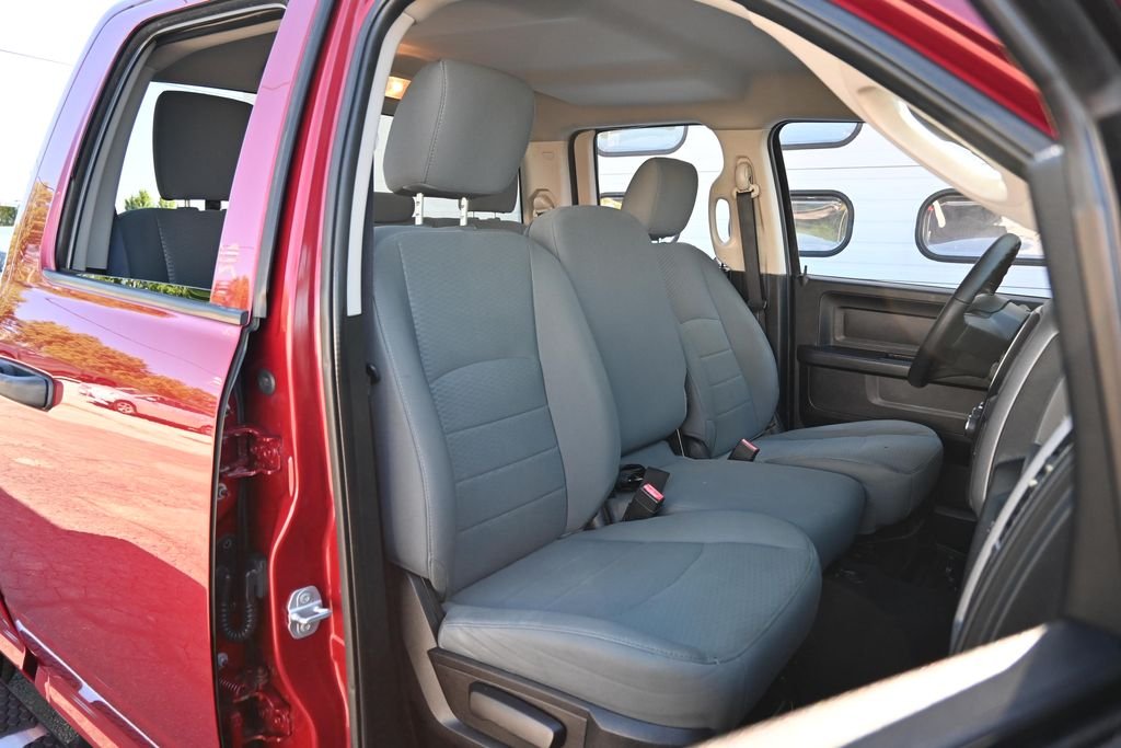 Used 2015 Deep Cherry Red Crystal Pearlcoat Ram Tradesman image 22