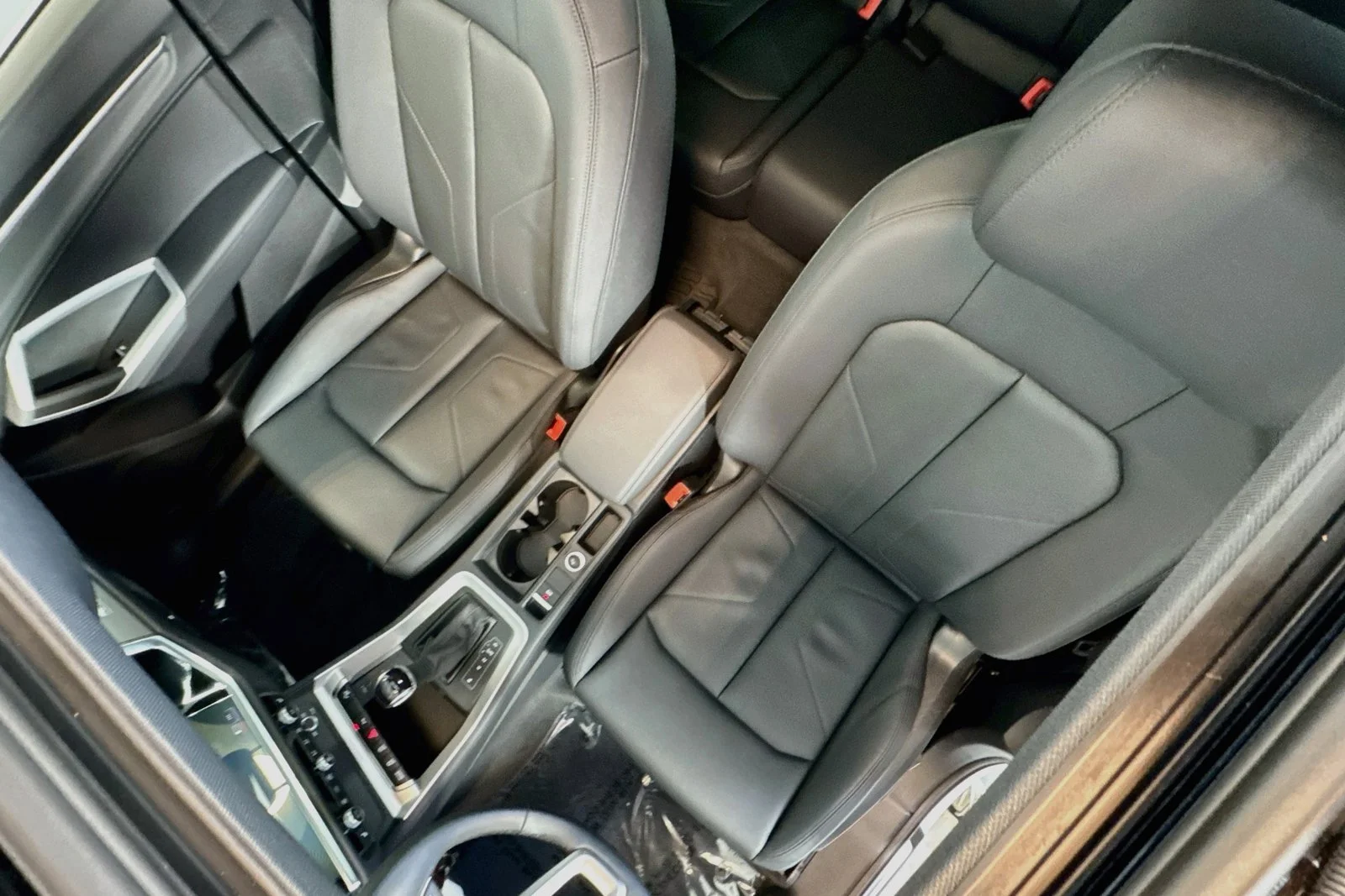 Used 2025 Arkona White Audi S line Premium image 20