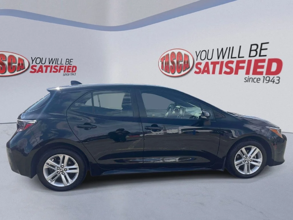 Used 2021 Black Toyota SE image 5