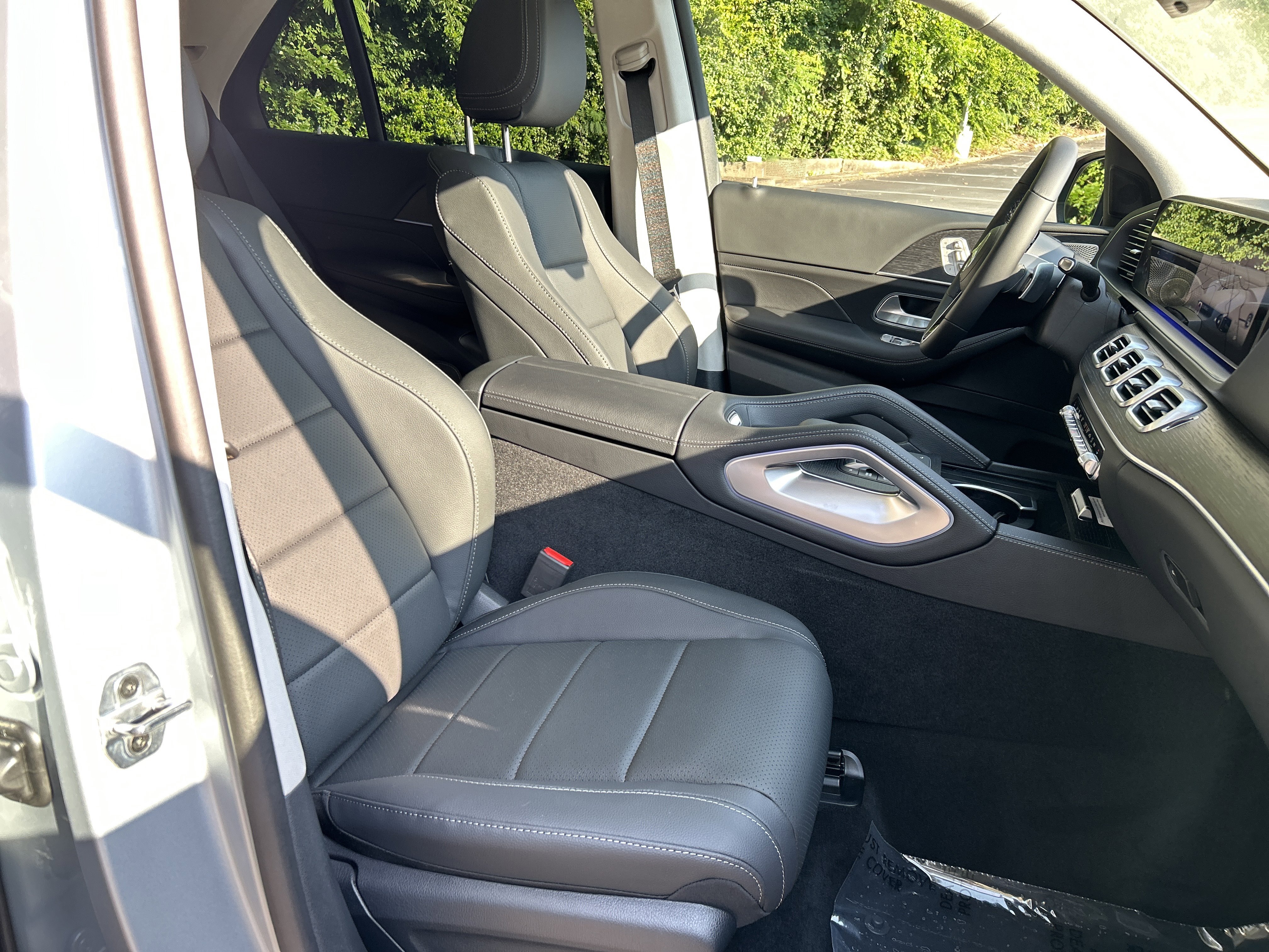 New 2026 Cirrus Silver Metallic Mercedes-Benz GLE 450 4MATIC® SUV image 44