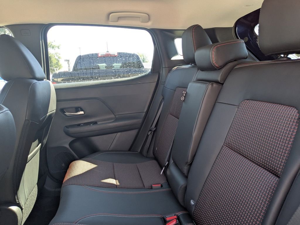 2026 Nissan KICKS SR - Photo 12
