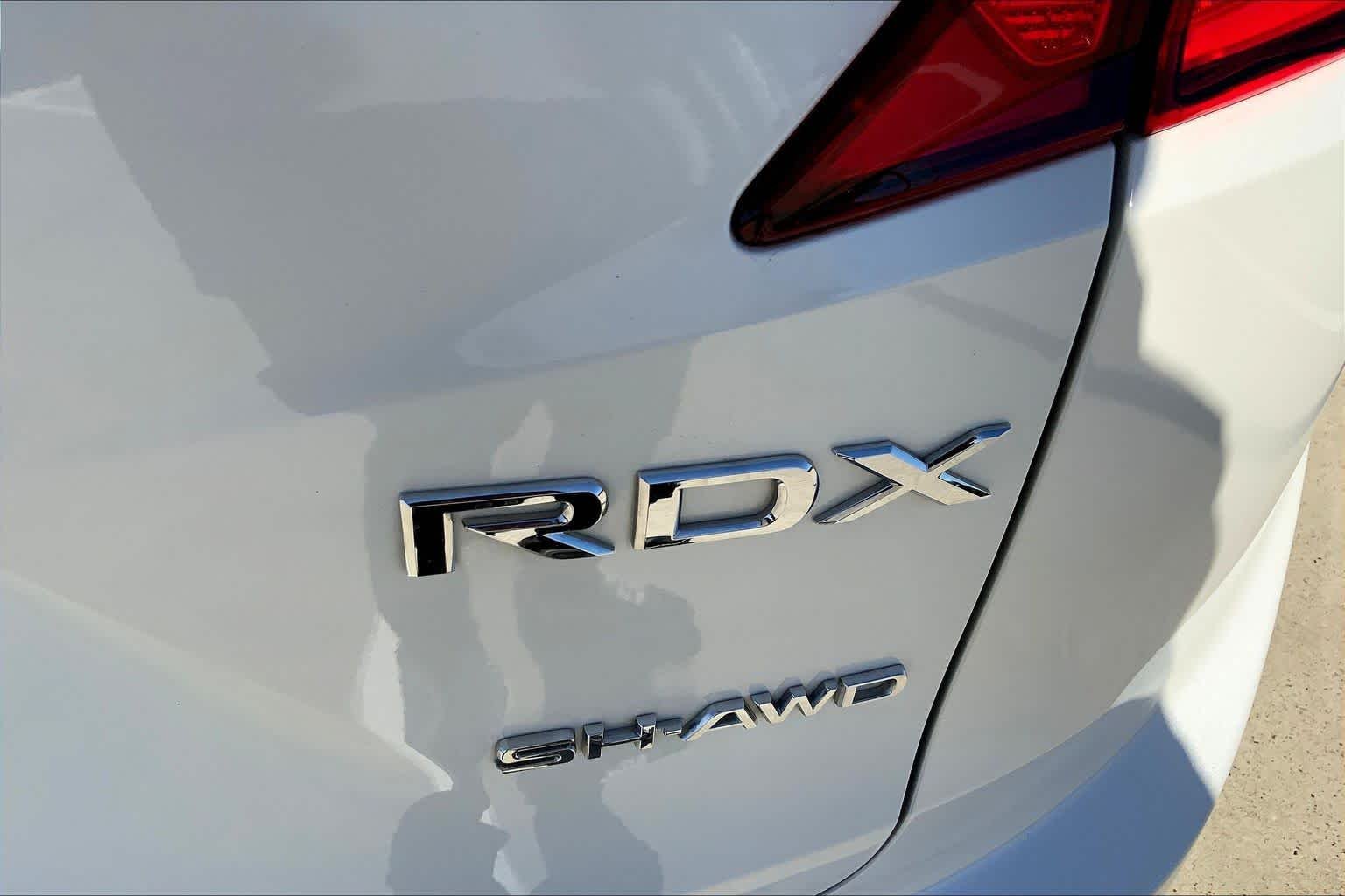Used 2024 Platinum White Pearl Acura  image 14