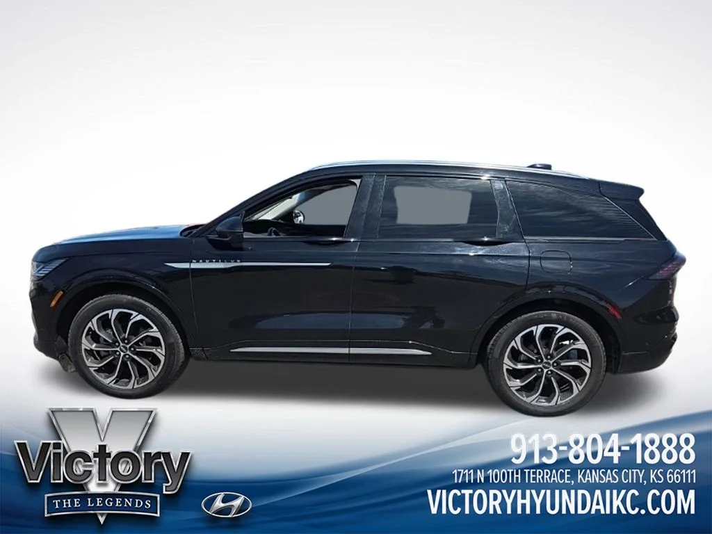 Used 2024 Lincoln Nautilus Reserve with VIN 5LMPJ8KA0RJ798094 for sale in Kansas City