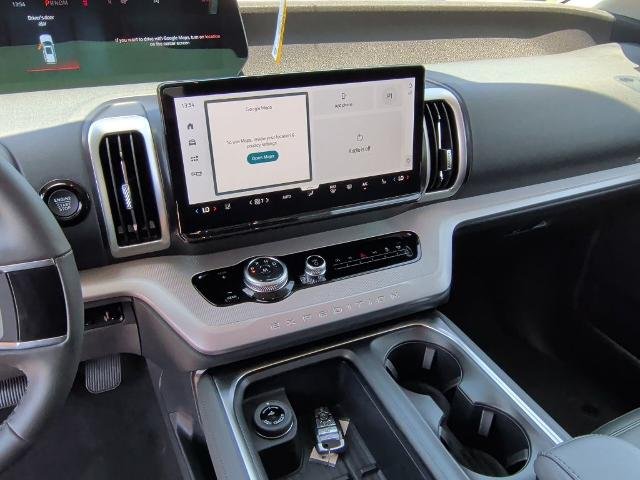 New 2027 Glacier Gray Metallic Tri-Coat Ford Active image 70