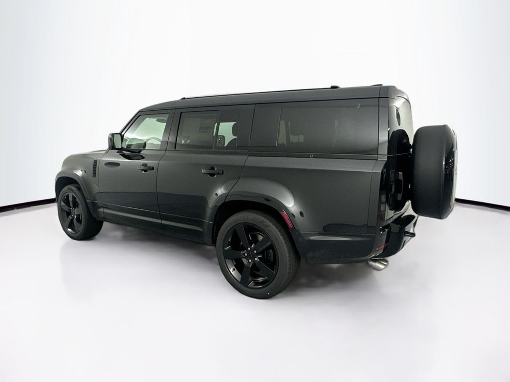 New 2026 Santorini Black Land Rover V8 image 7