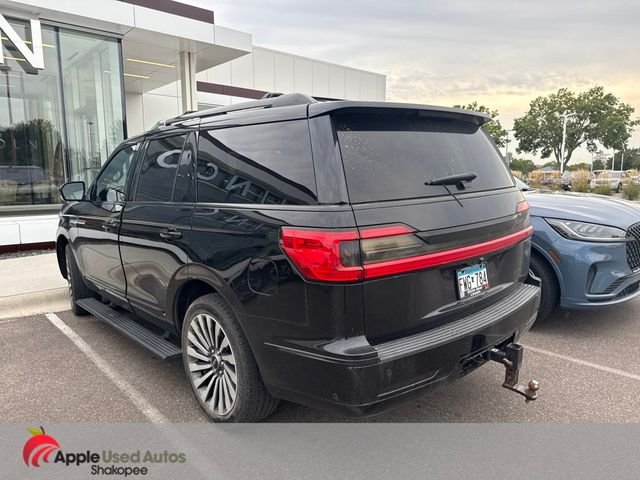 Used 2019 Black Lincoln Reserve image 3