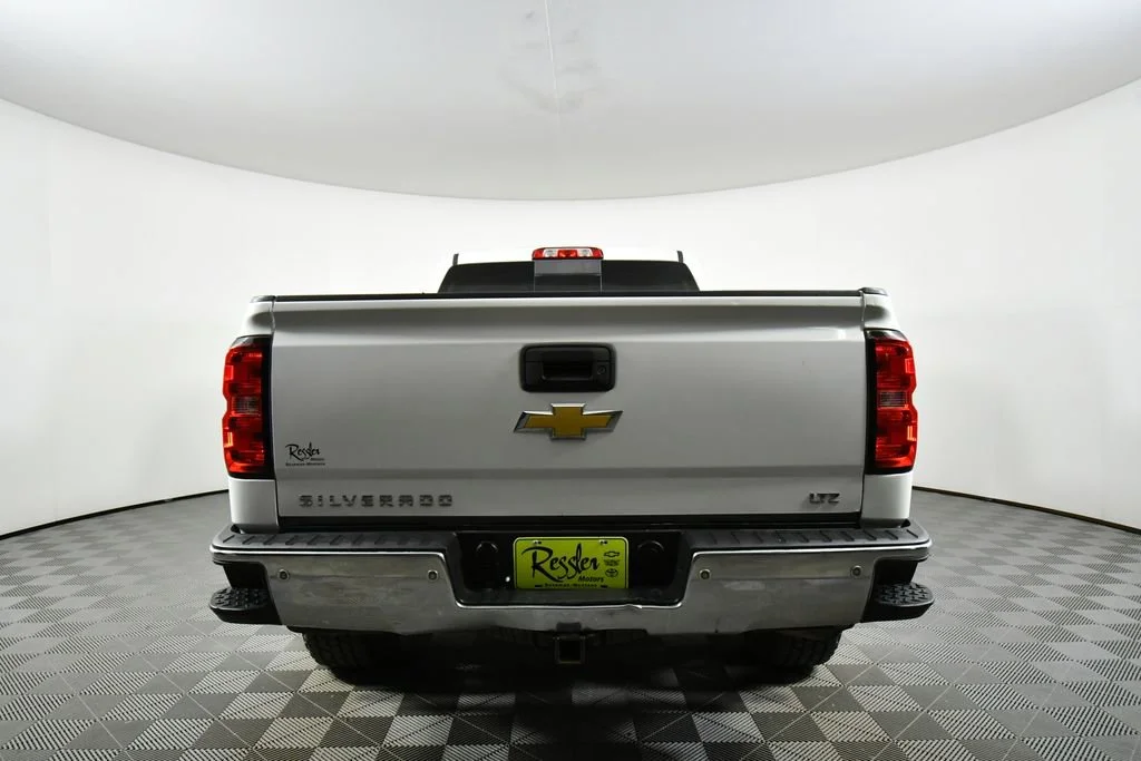 Used 2015 SUMMIT WHITE Chevrolet LTZ image 12