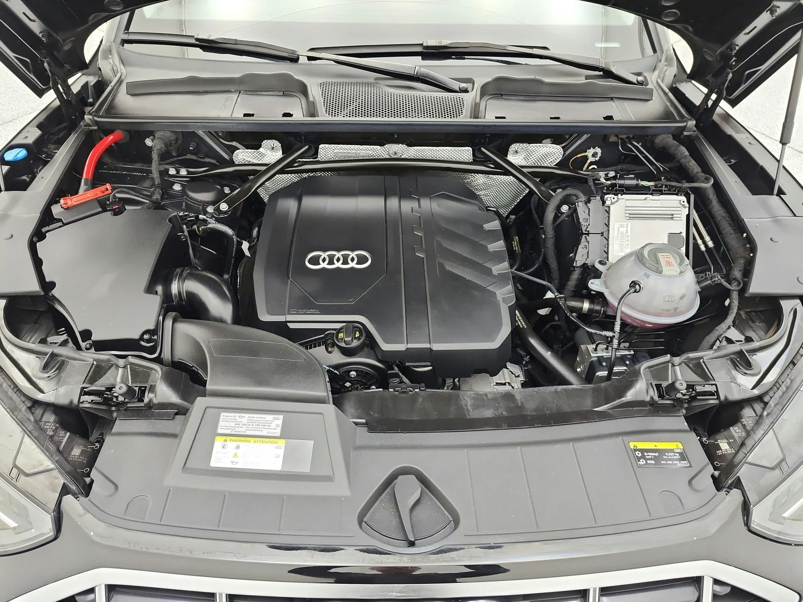 Used 2023 Mythos Black Metallic Audi Premium 40 TFSI quattro image 17
