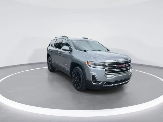 Used 2023 Silver GMC SLT image 2
