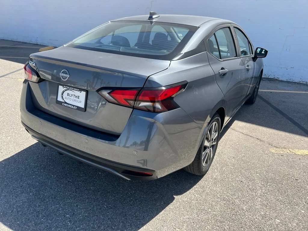Used 2025 Gray Nissan SV image 6