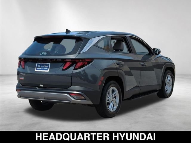Used 2026 Gray Hyundai SE image 5
