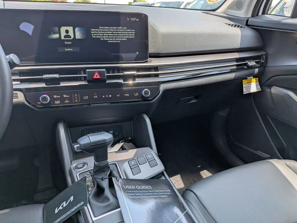 New 2026 White Pearl Kia EX image 37