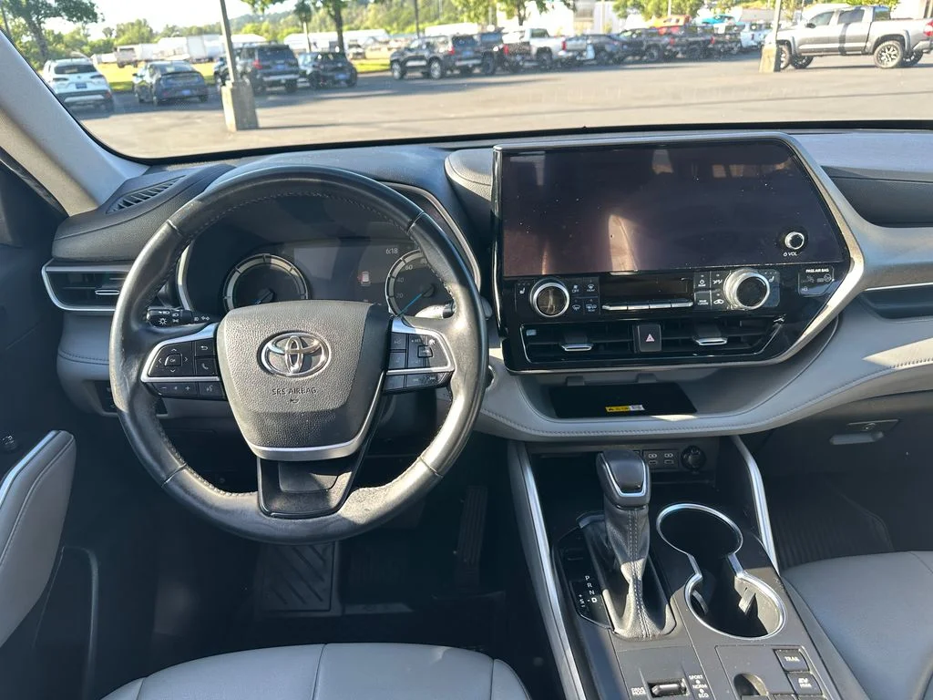 Used 2023 Gray Toyota XLE image 16