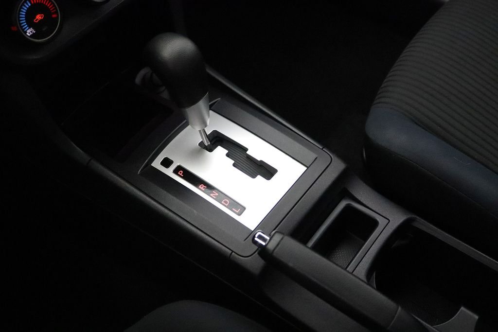 Used 2014 Silver Mitsubishi ES image 22