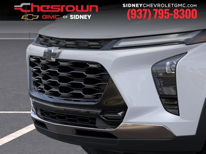 New 2026 Summit White Chevrolet ACTIV image 13