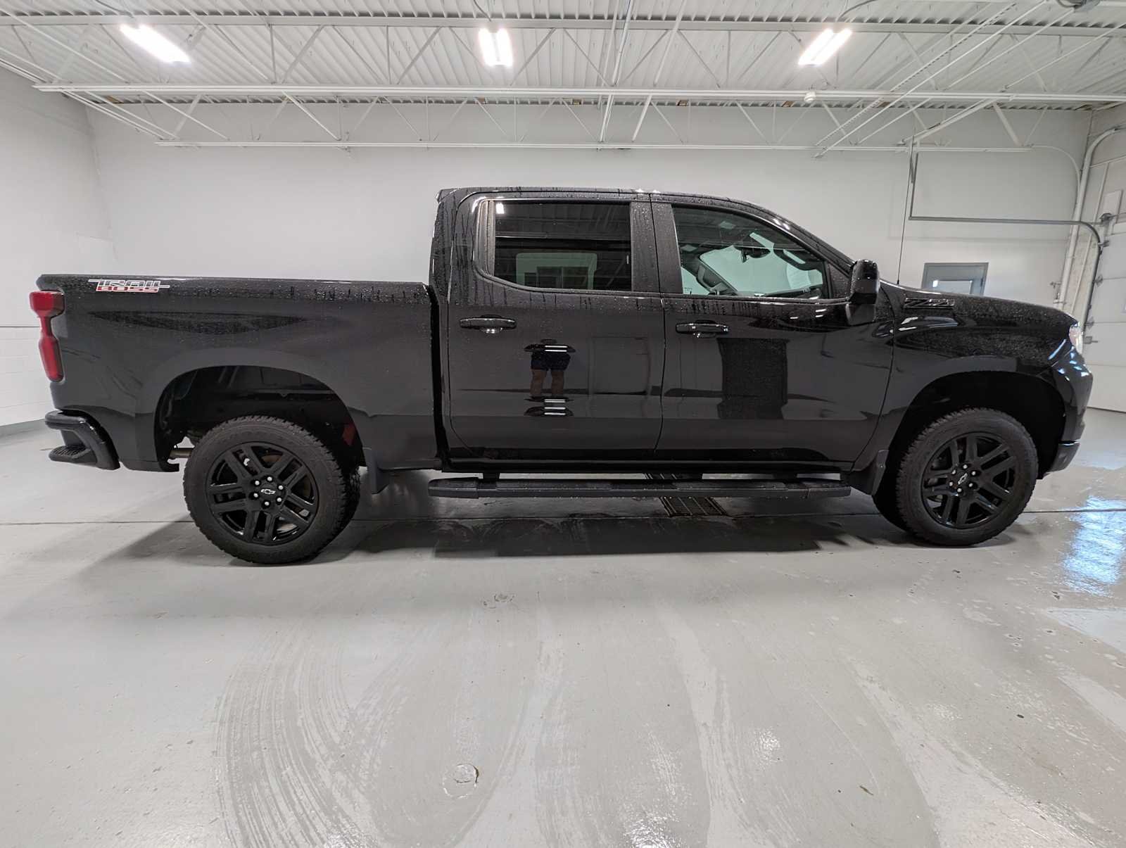 2023 Chevrolet Silverado 1500 LT Trail Boss - Photo 7