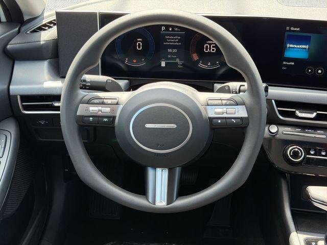 New 2026 White Hyundai SE image 13