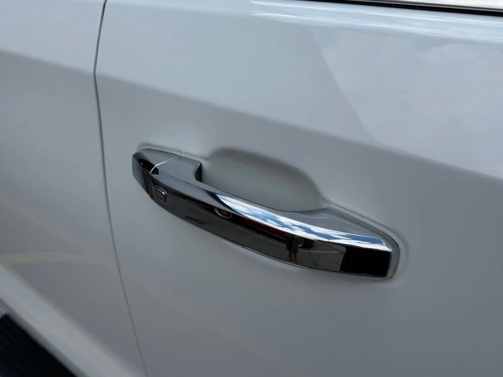 Used 2023 White GMC Denali image 58