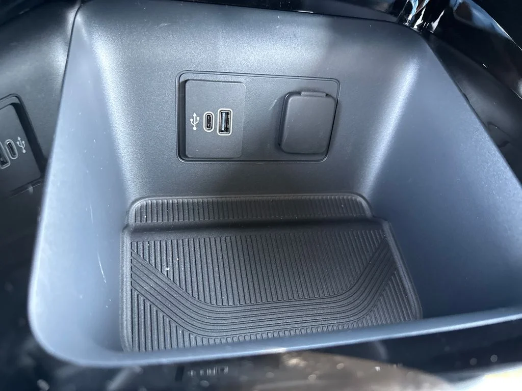 New 2026 Gray Ford Platinum image 33