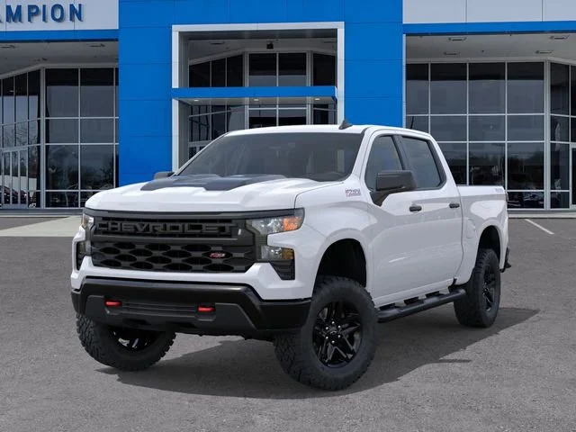 New 2026 Summit White Chevrolet Custom Trail Boss image 6
