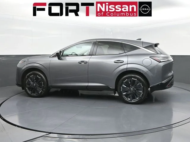 New 2026 Gun Metallic Nissan Platinum image 4