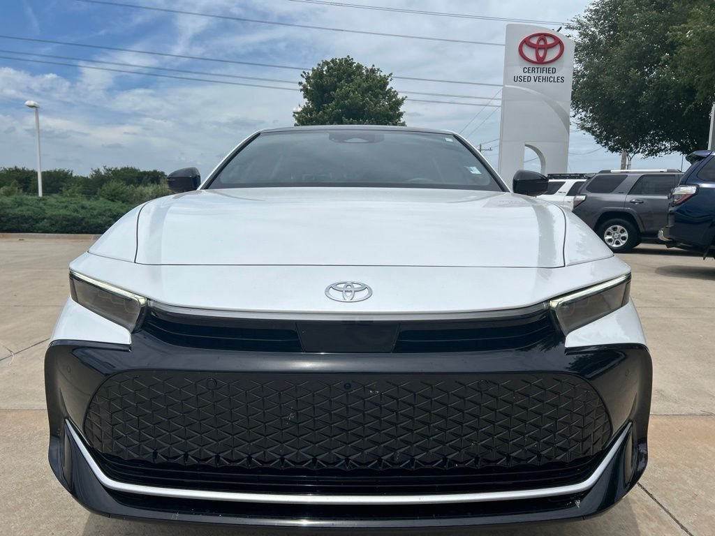 Used 2026 White Toyota Limited image 2