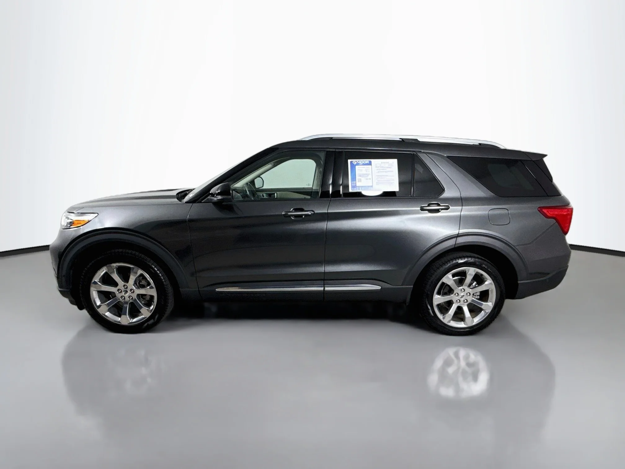 Used 2020 Magnetic Metallic Ford Platinum image 4