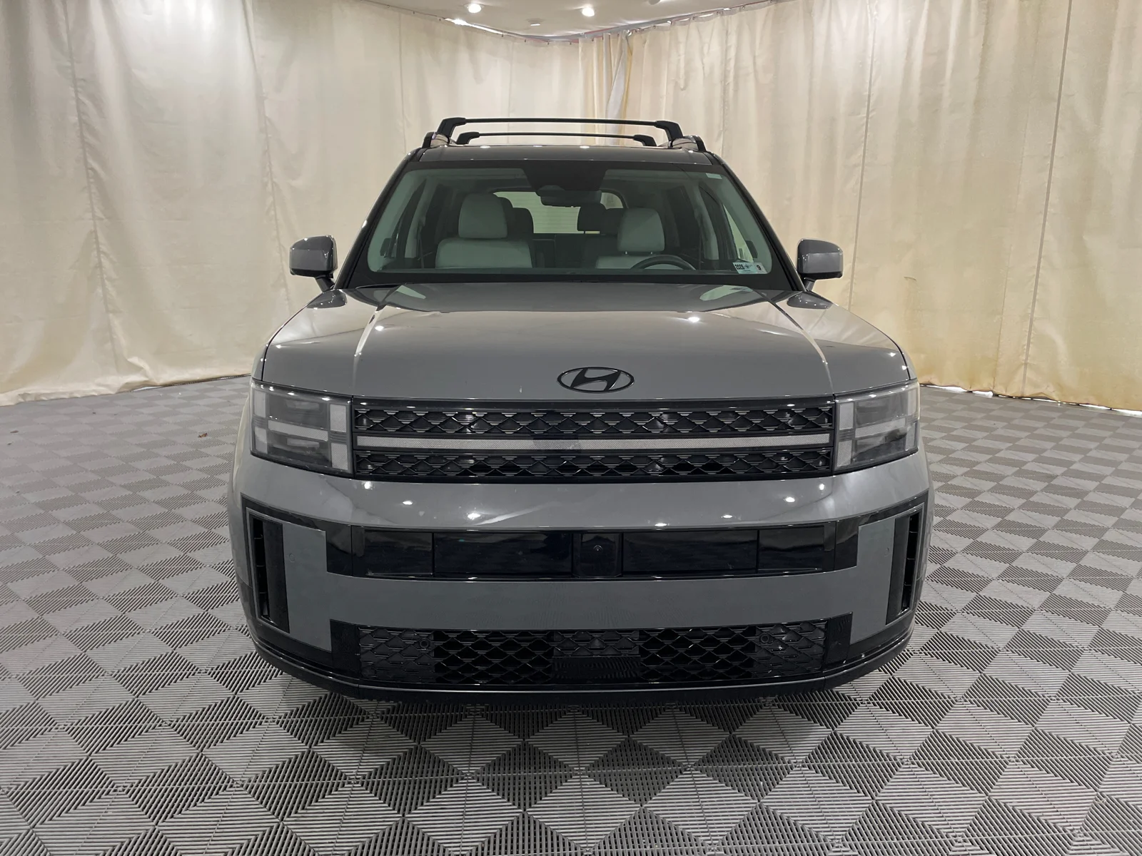 Used 2026 Hampton Gray Hyundai Calligraphy image 2
