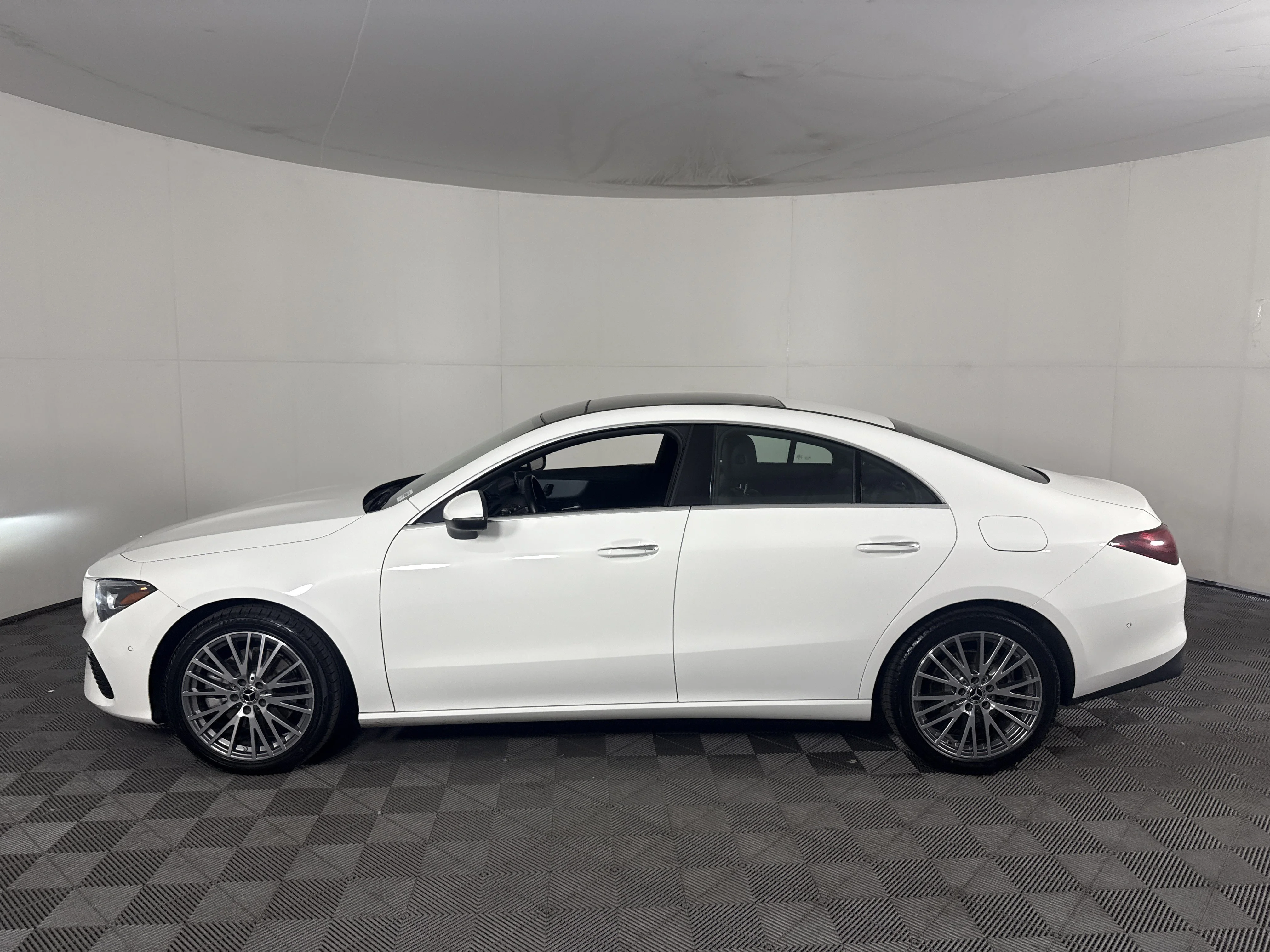 Used 2025 White Mercedes-Benz  image 8