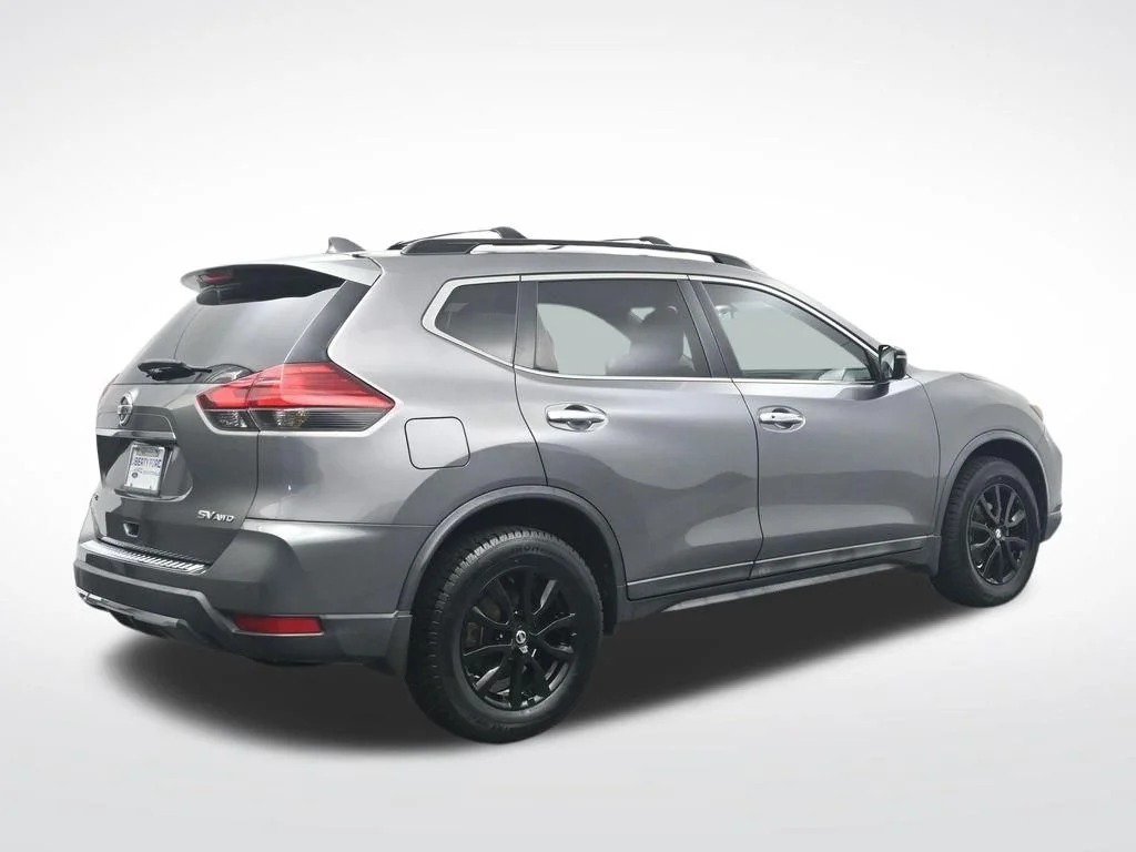 Used 2017 Gun Metallic Nissan SV image 6