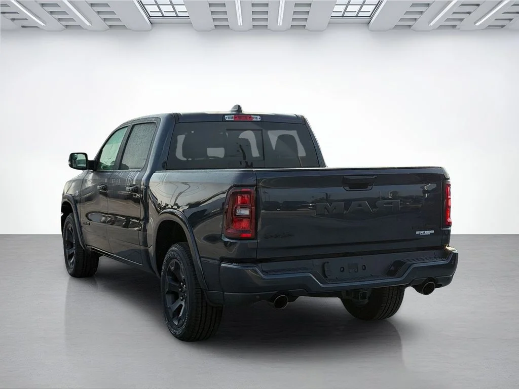 New 2026 Diamond Black Crystal Pearl-Coat Exterior Paint RAM Big Horn/Lone Star image 5