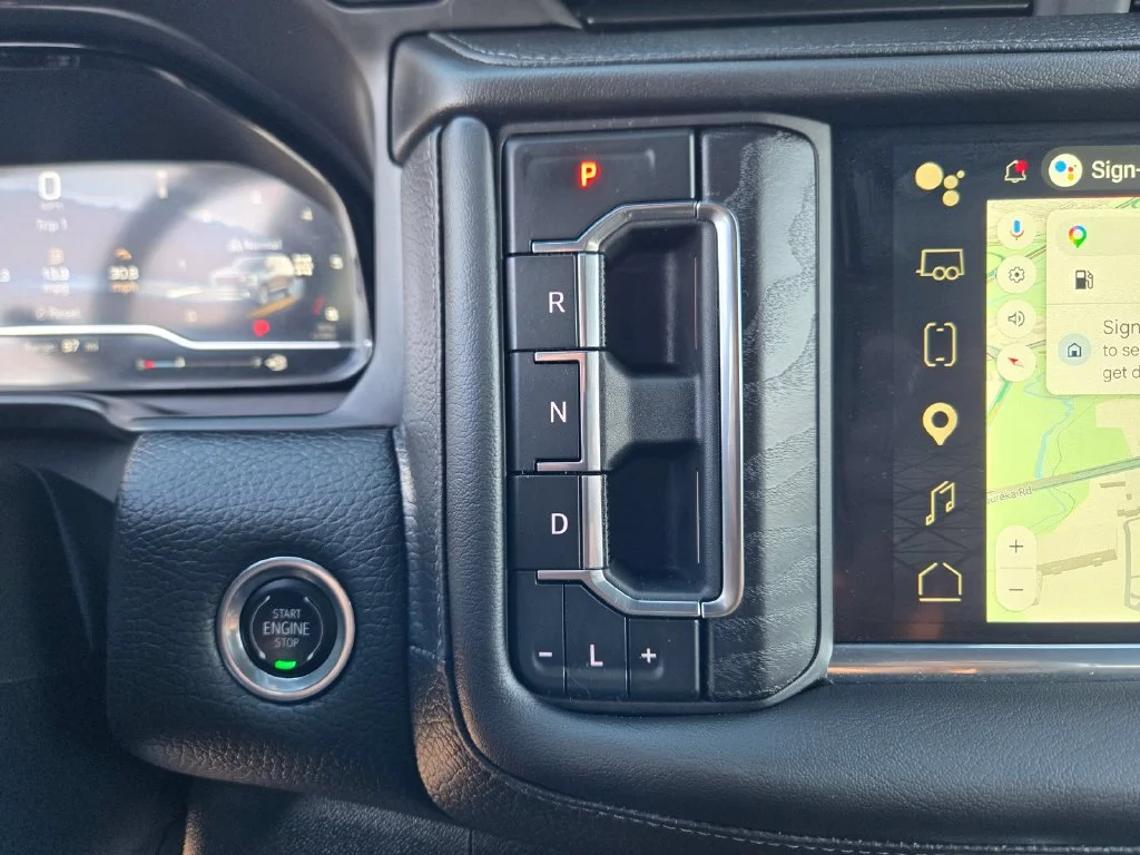 Used 2024 Sterling Metallic GMC Denali image 18