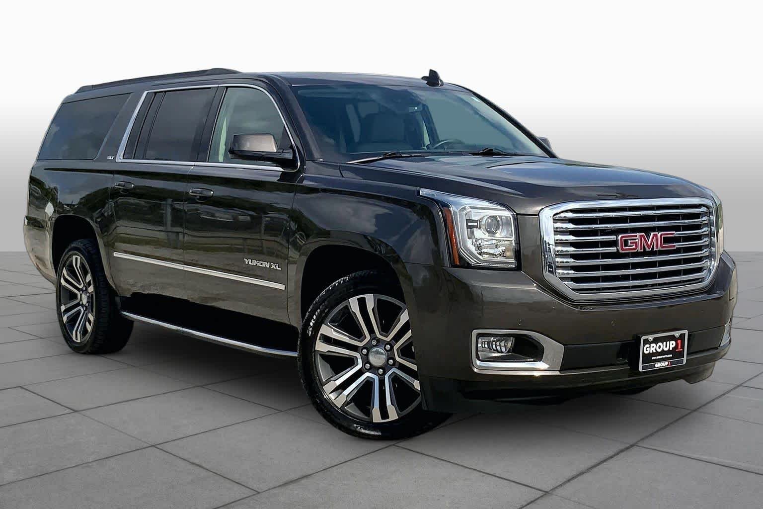 Used 2020 Smokey Quartz Metallic GMC SLT image 3