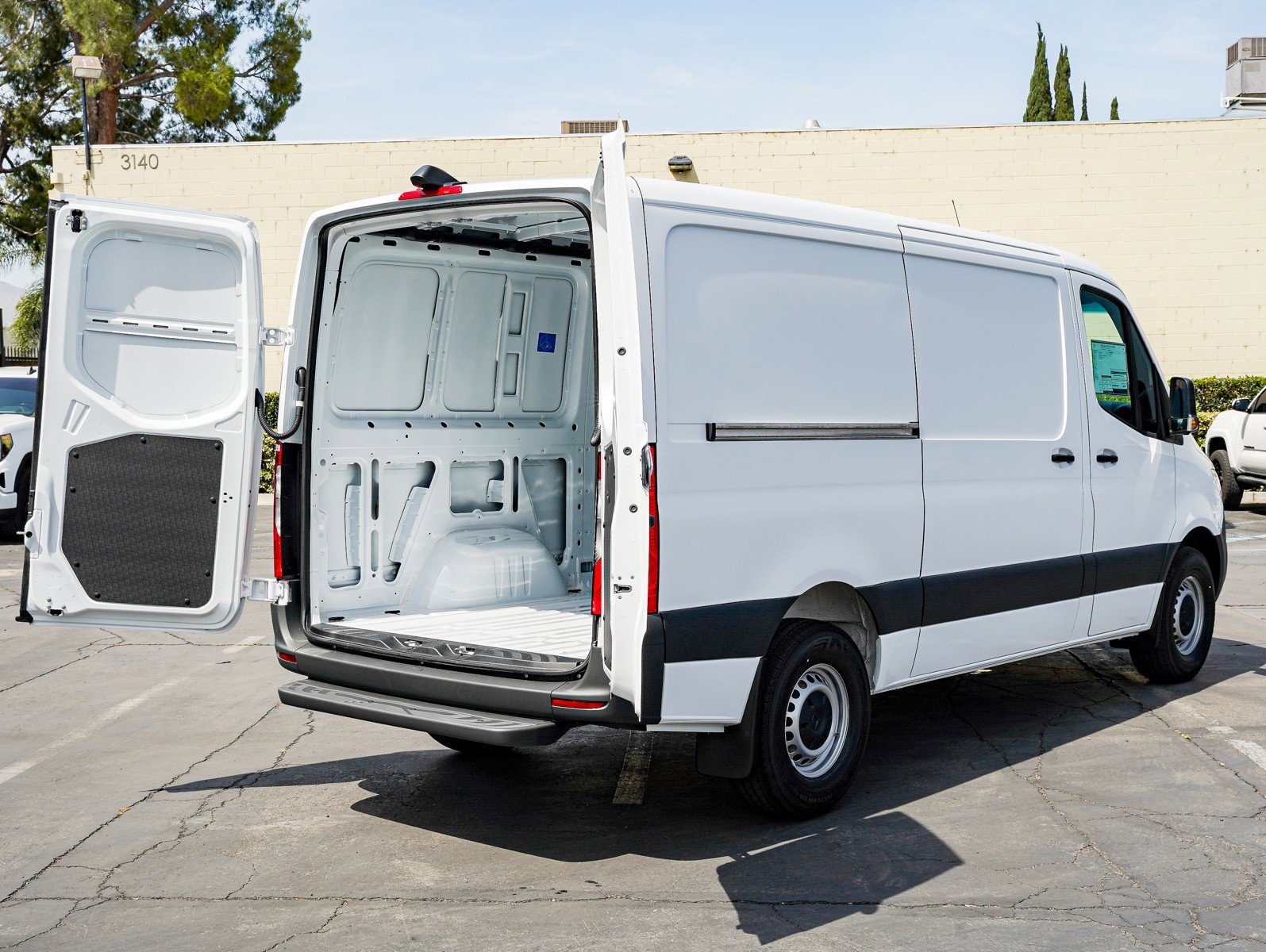 New 2026 Arctic White Mercedes-Benz 2500 Standard Roof I4 Diesel 144 Worker RWD image 8