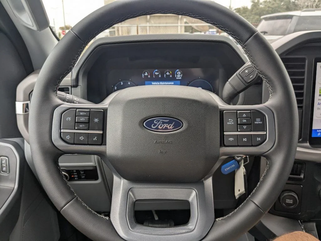 New 2026 Marsh Gray Ford XLT image 27