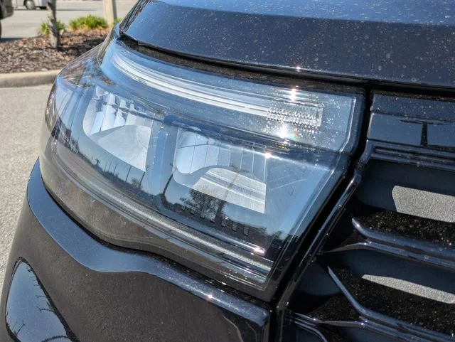 New 2026 Agate Black Metallic Ford ST-Line image 10