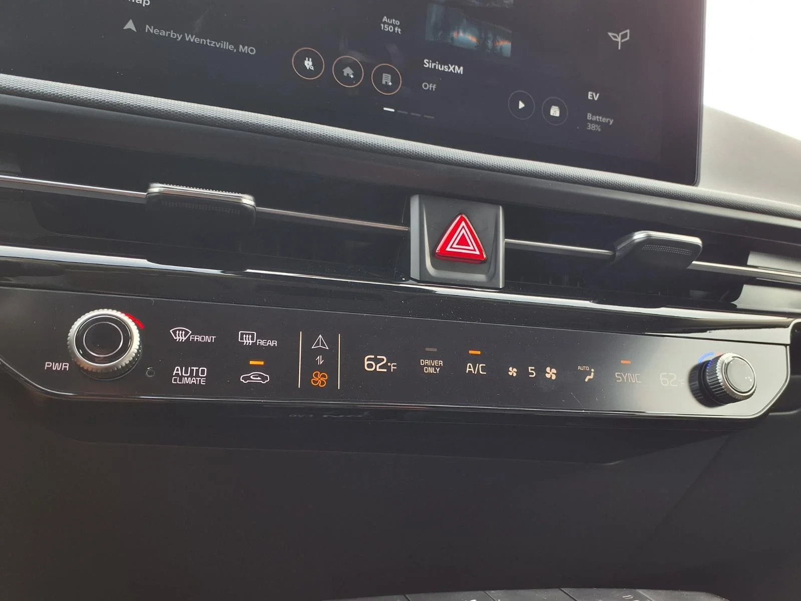 New 2026 Wolf Gray Kia LIGHT image 11